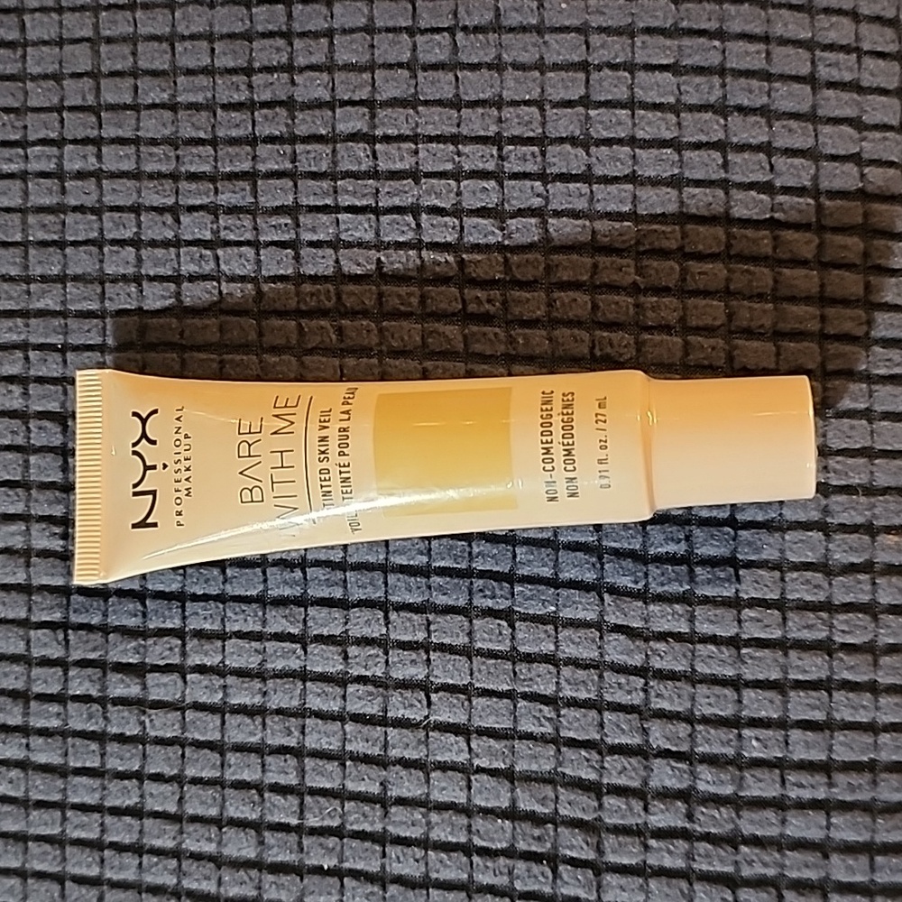 NYX Bare With Me - True Beige Buff